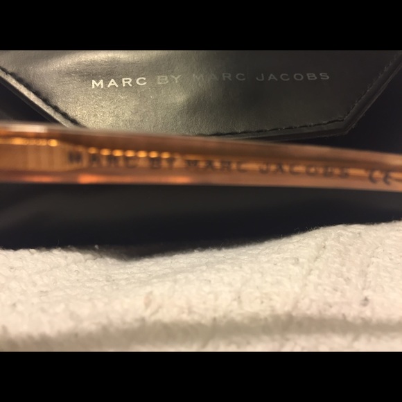 Marc by Marc Jacobs Sunglasses - Picture 4 of 4