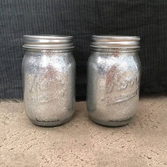Handmade silver glitter mason jars - Picture 1 of 3
