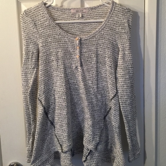 Long sleeve top