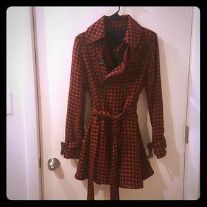 Women's small hounds tooth peacoat