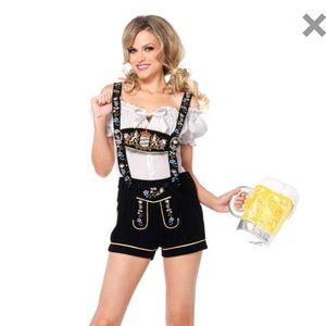 NWOT Sexy Lederhosen Beer Girl Costume