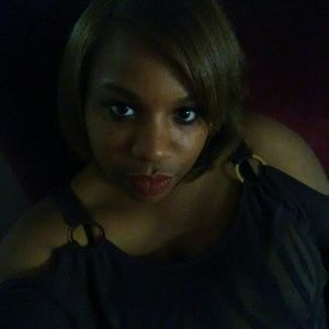 Meet your Posher, Michele