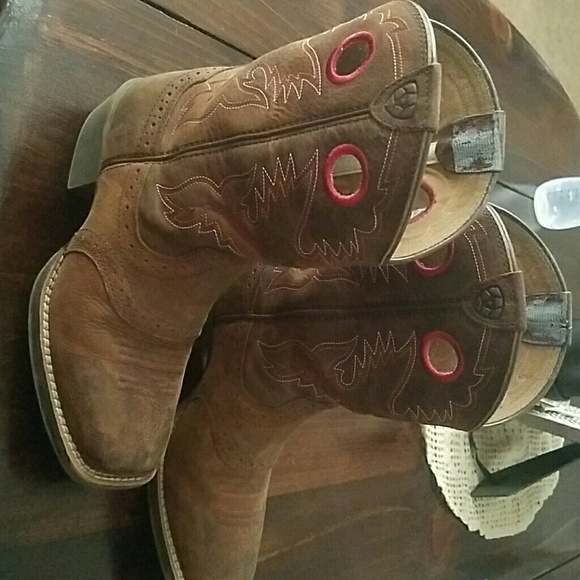 ARIAT boot