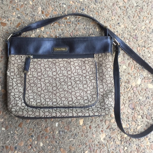 Calvin Klein purse 👜