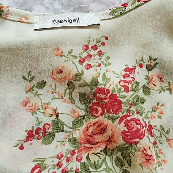 Crop Top - Picture 3 of 3