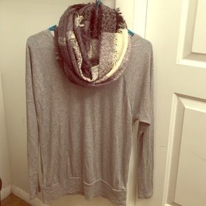 Cute fall bundle!! Long sleeve with scarf!