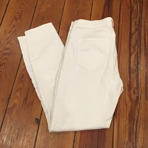 White GAP jeans!!