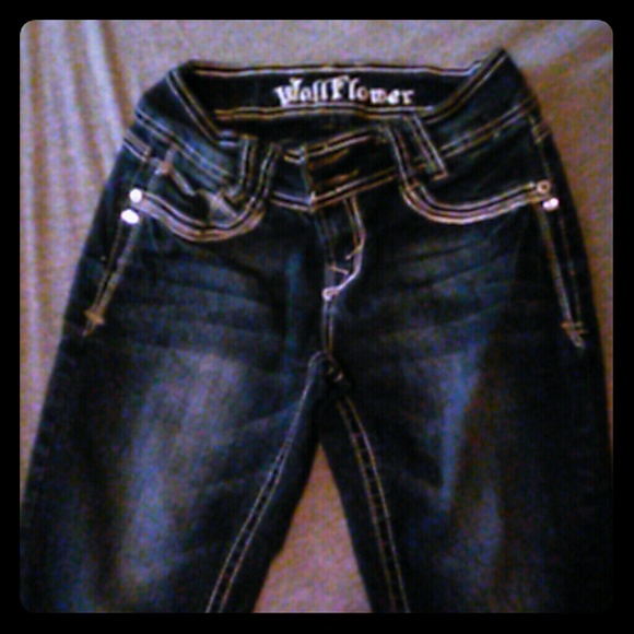 Wallflower jeans
