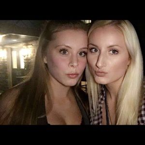 Meet your Posher, Lauren