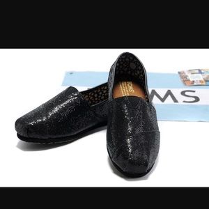 NEW TOMS Shoes (Classics Black Glitter)