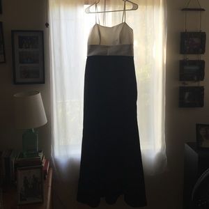 Black and white mermaid gown