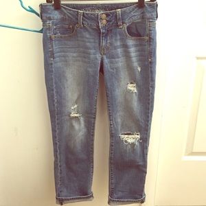 American Eagle size 4 artist crop stretch jeans