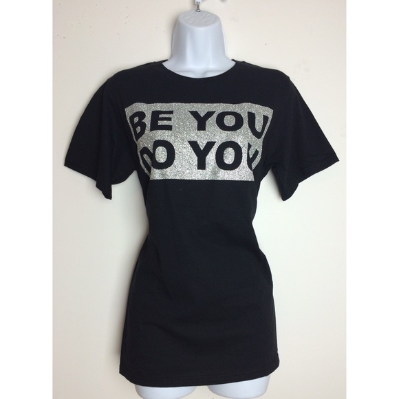 👀Black & Silver Glitter Be You Do You Graphic Tee - Picture 2 of 4