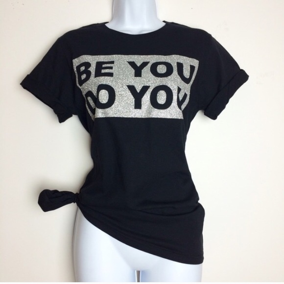 👀Black & Silver Glitter Be You Do You Graphic Tee - Picture 3 of 4