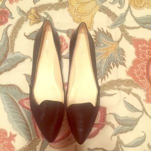 NWOT Nine West pointed toe flats