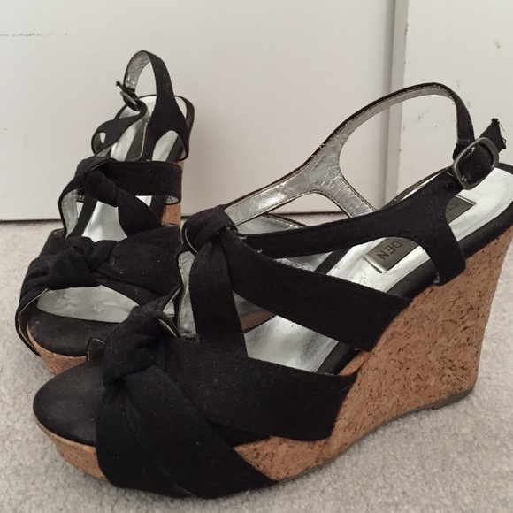 Steve Madden wedges