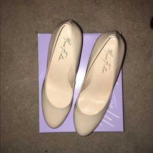 Marc fisher "Sydney" nude heels