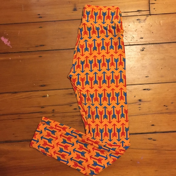 Brand new LuLaroe OS arrow leggings