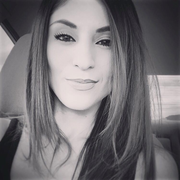 Meet your Posher, Mindaa