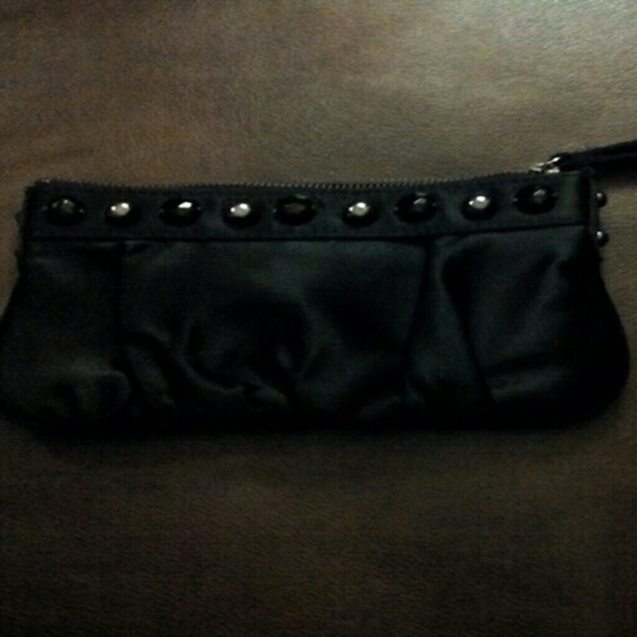 Black wristlet