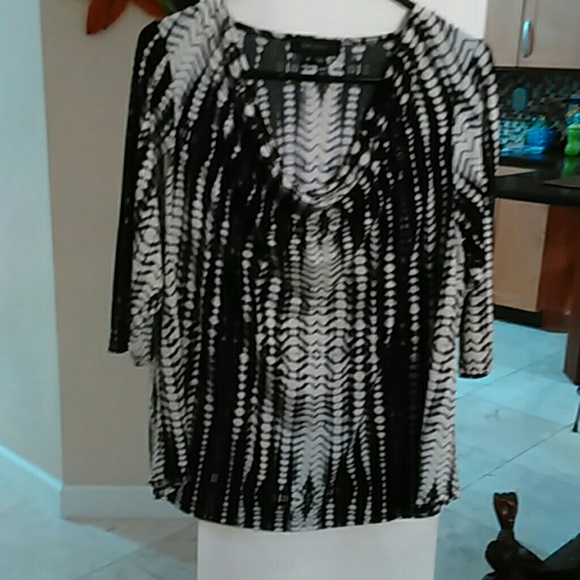 Karen Kane tye dye top