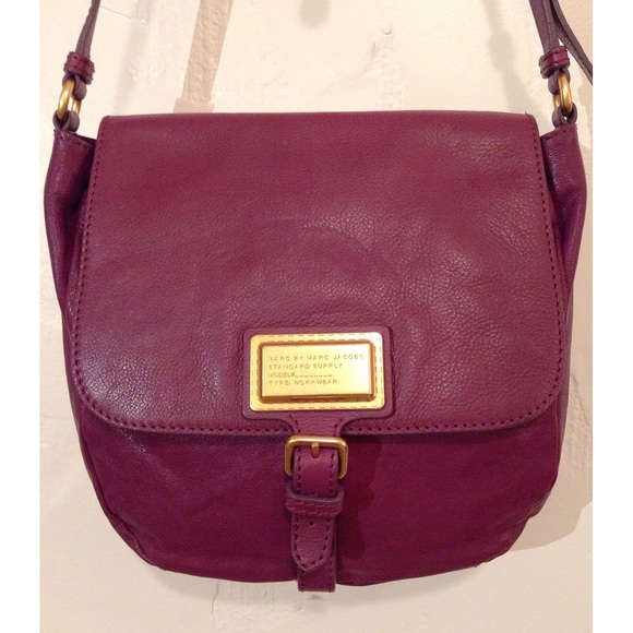 🌿SOLD🌿 Marc by Marc Jacobs chain reaction Calley - Picture 2 of 4