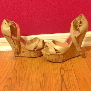 Size 7/2 Baker wedges