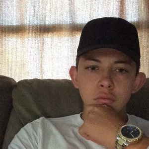 Meet your Posher, Santos