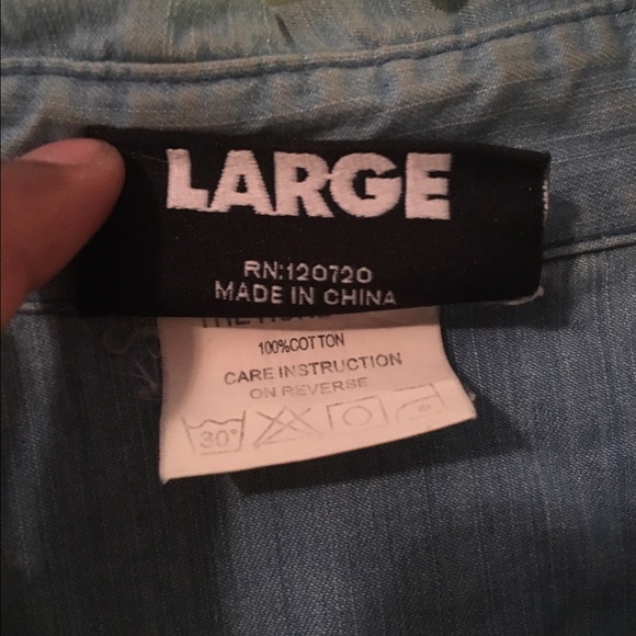 Denim Button Up with pearlescent buttons - Picture 3 of 4