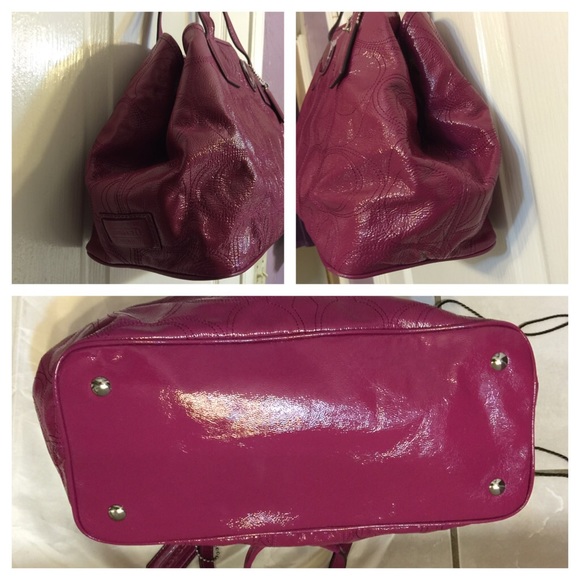 ***Authentic COACH***Handbag - Picture 2 of 4