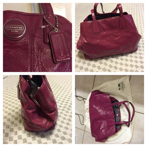 ***Authentic COACH***Handbag - Picture 3 of 4