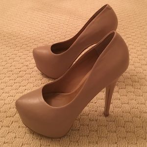 Nude Steve Madden heels