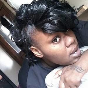 Meet your Posher, Yi