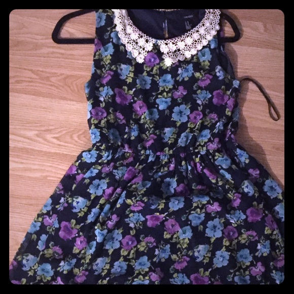 Juniors' Forever 21 dress