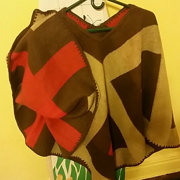 Wool Poncho - Picture 3 of 3