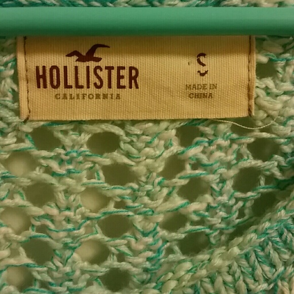 Closing sale!!! Blue and White Hollister sweater! - Picture 2 of 4