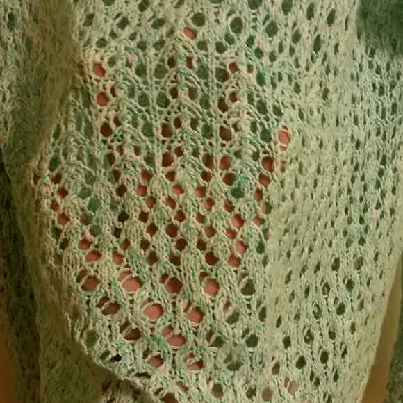 Closing sale!!! Blue and White Hollister sweater! - Picture 4 of 4