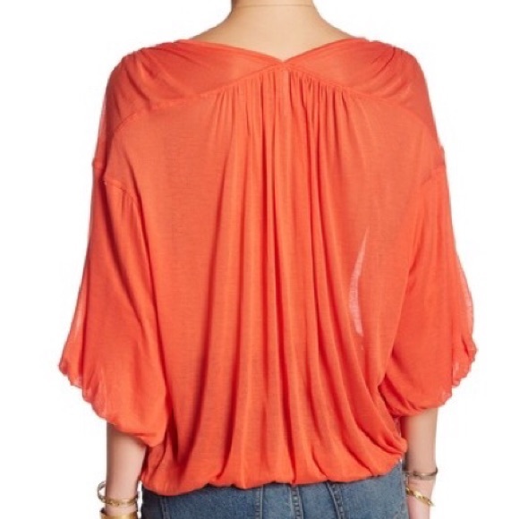 ♥️SALE♥️Knit V-Neck Blouse - Picture 4 of 4