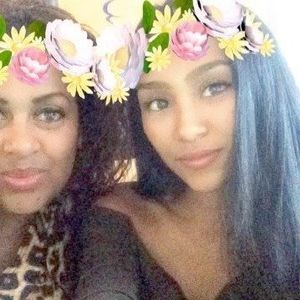 Meet your Posher, Marthajulia