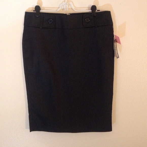 Dark pencil skirt - Picture 1 of 4