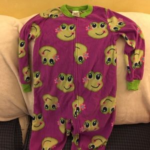 Girls froggy footie PJ's.