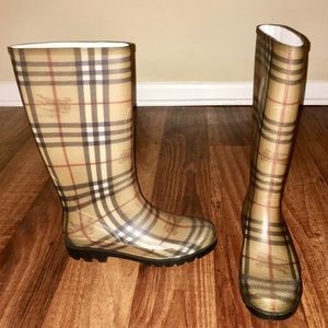 Authentic Burberry Women's Haymarket Rain boots