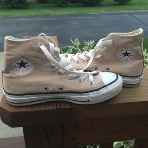 Cream Converse