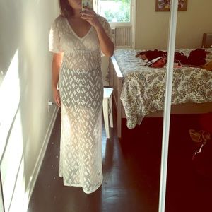 Cream / Off White Cover Up