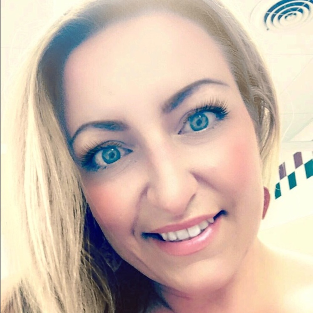 Meet your Posher, Kelly