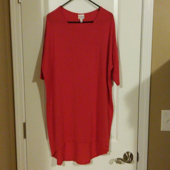 Coral color Irma