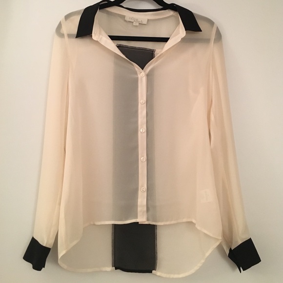 Button down blouse - Picture 1 of 3