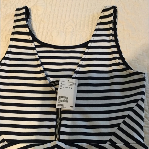 Striped Peplum Dress - Picture 3 of 4