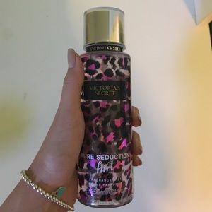 Victoria secret perfume