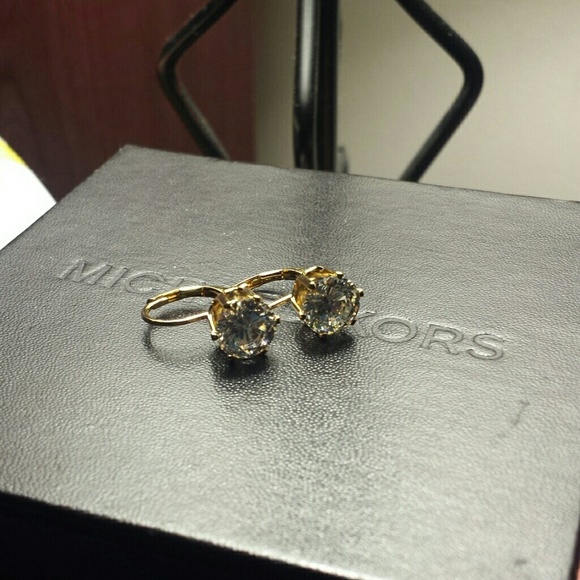 Gold cubic zirconia drop earrings